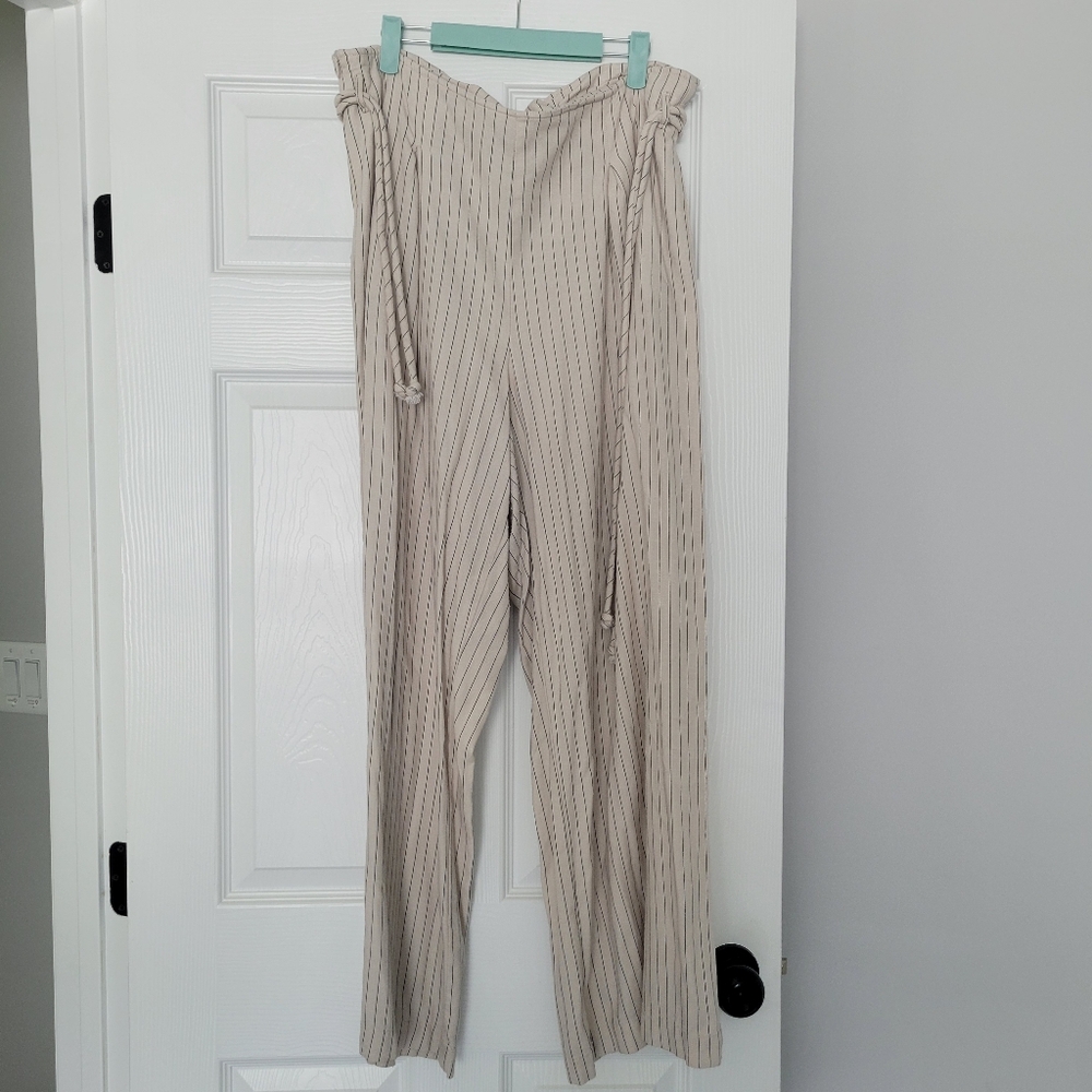 Happily Grey Striped Beige Women's Pants